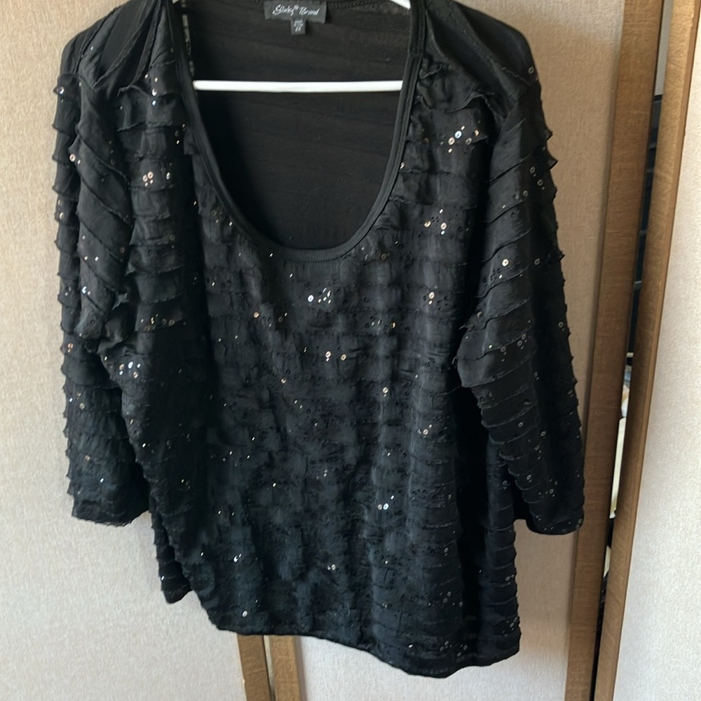 FINAL MARKDOWN Slinky Brand dressy Black top 2x